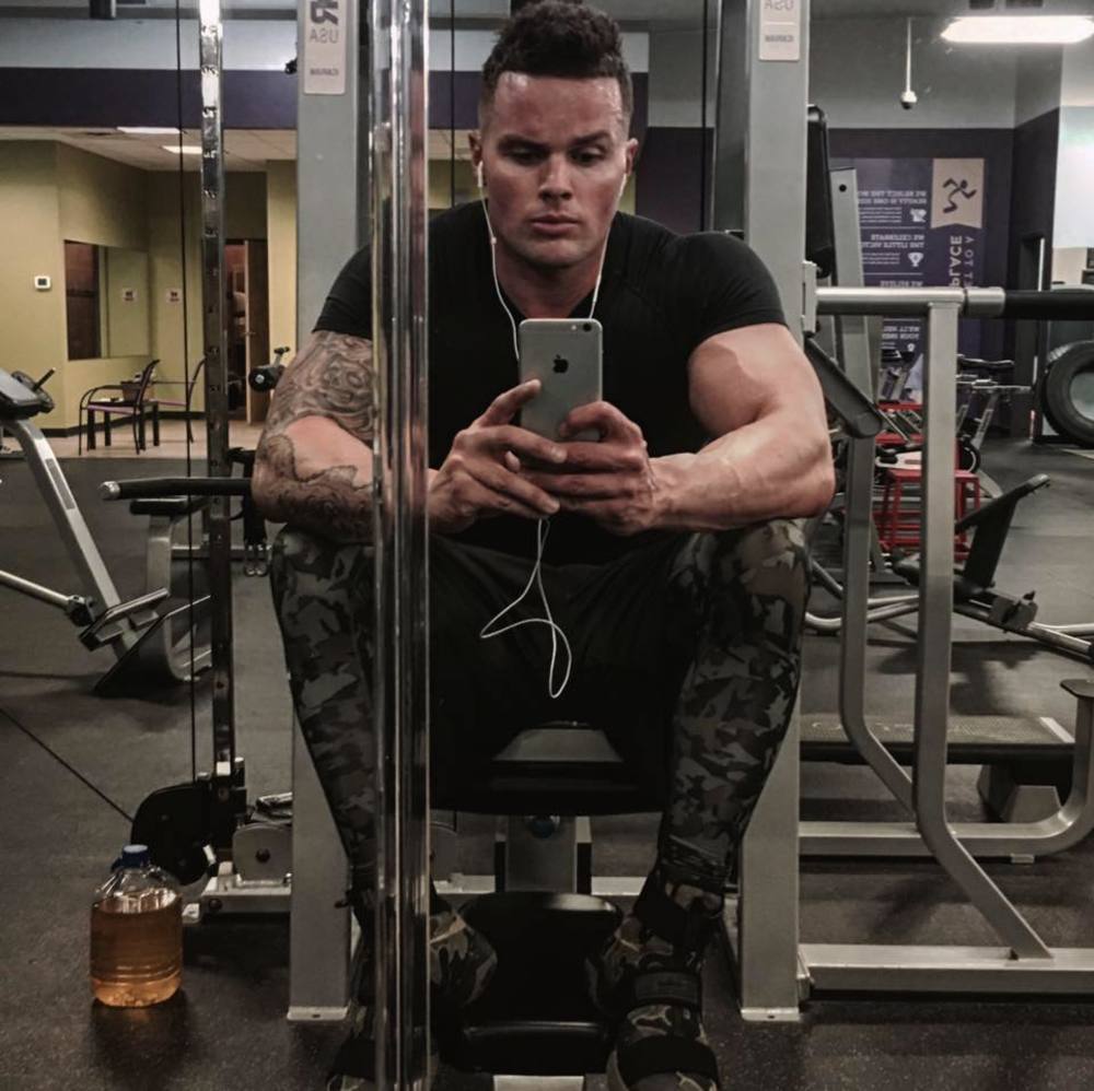 Meet your Posher, Brad